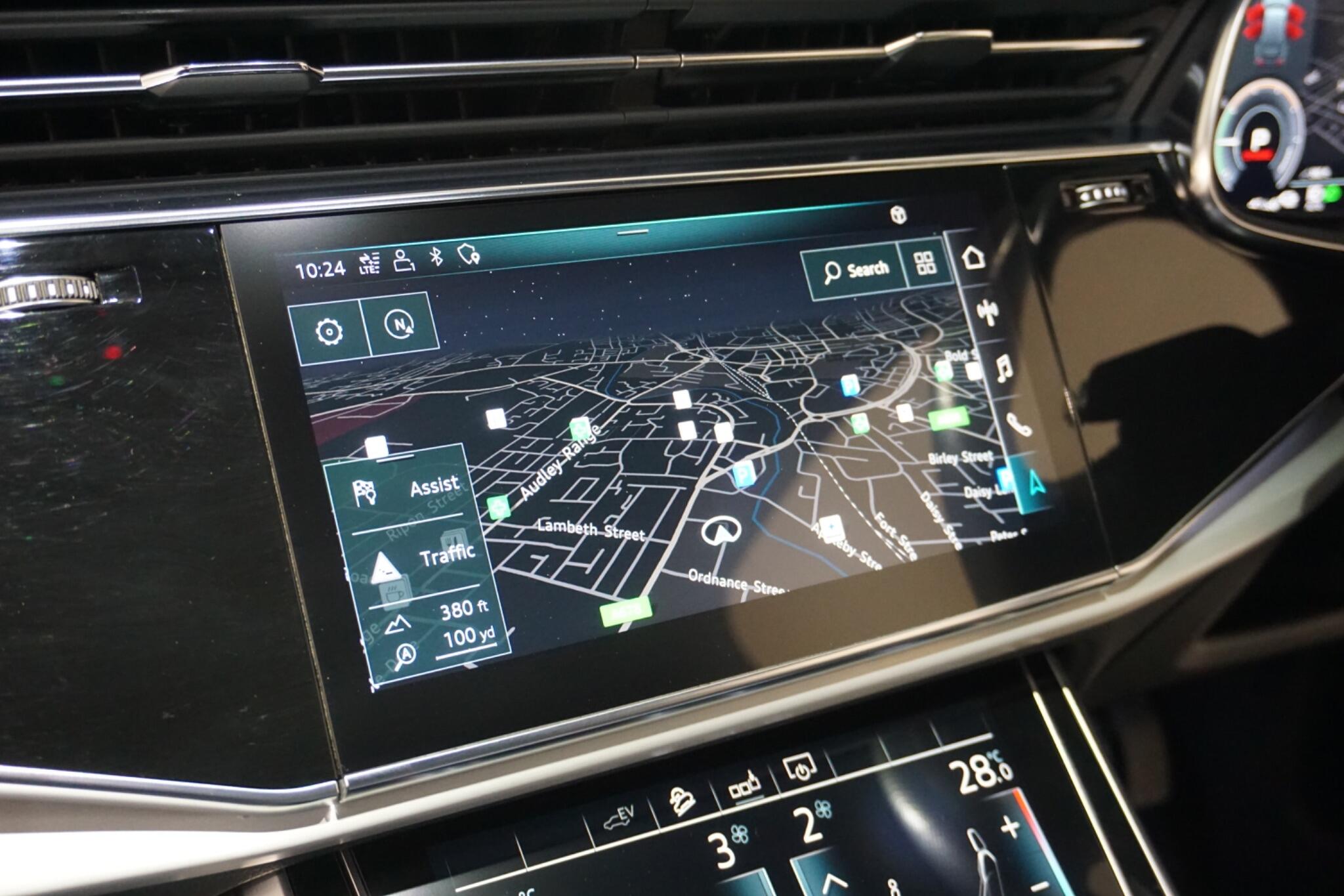 Audi Q7 3.0 TFSIe V6 55 S line SUV 5dr Petrol Plug-in Hybrid Tiptronic quattro Euro 6 (s/s) 17.9kWh (381 ps)